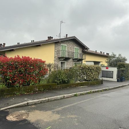 Park 20 Guest House Azzate Bagian luar foto